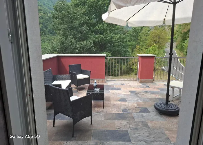 Проживание в семье Rifugio Casa Cantoniera Marsaglia (Emilia-Romagna)